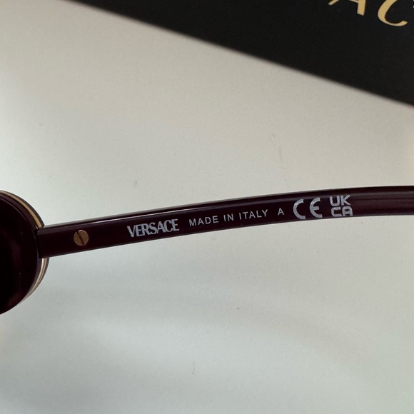 NEW‼️Versace VE4434 54mm Square Full Rim Bordeaux - Picture 6 of 17